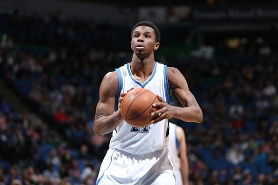 格林爱上献祭流！库里单节20分，自信转身+暴扣，望着自己右手发呆