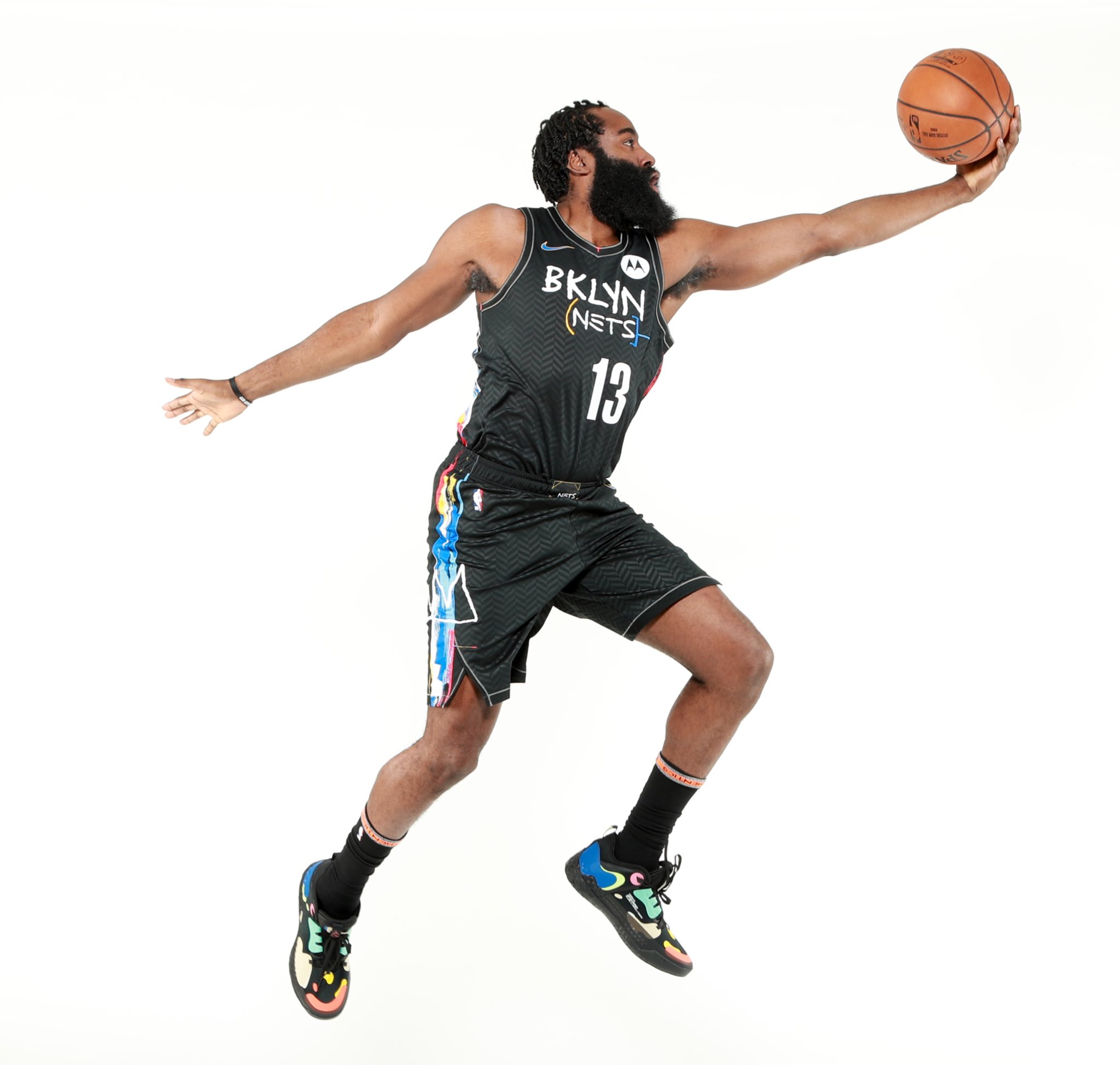 记者：苏亚雷斯准备回归祖国，重返乌拉圭民族俱乐部