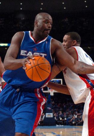 国足冬训首日实况：于汉超布设训练，吕焯毅受访