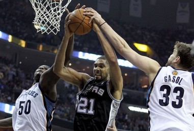 2016 赛季：芝加哥小熊队在总决赛第七战的那场雨后暂停，成为了命运转折点