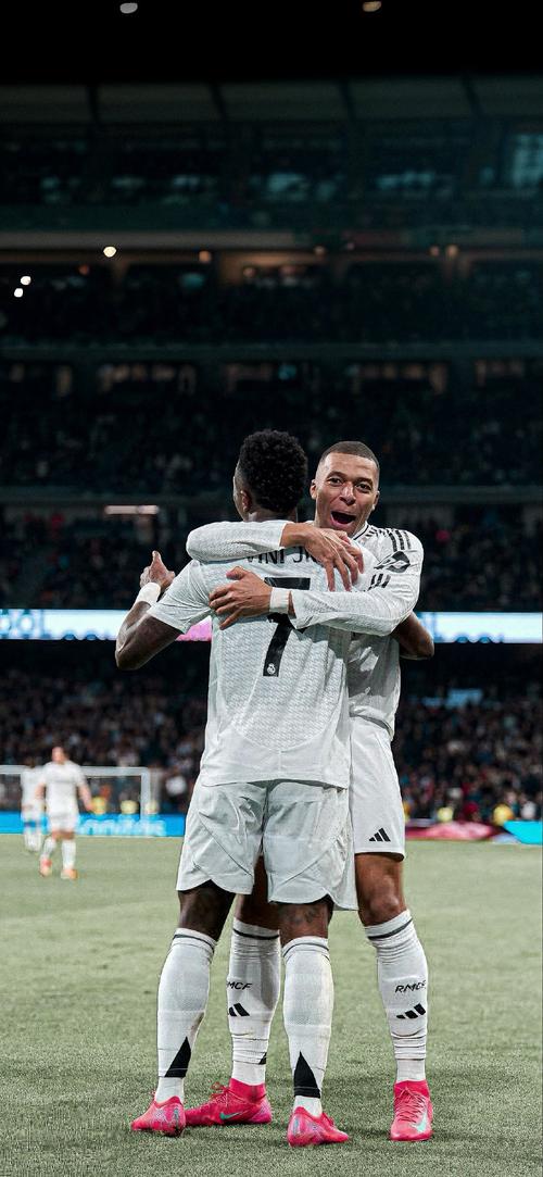 还没上线便被唱衰？《怪物猎人：旅人》预告遭老外调侃